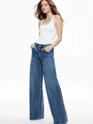 Trish Mid Rise Baggy Jean | Alice and Olivia Flash Sale
